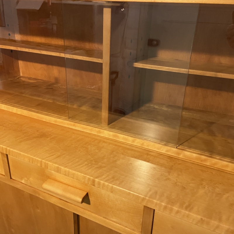 Aino Aalto lipaston pintakäsittely