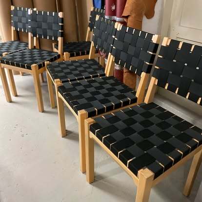 Artek-tuoli 611 vöillä